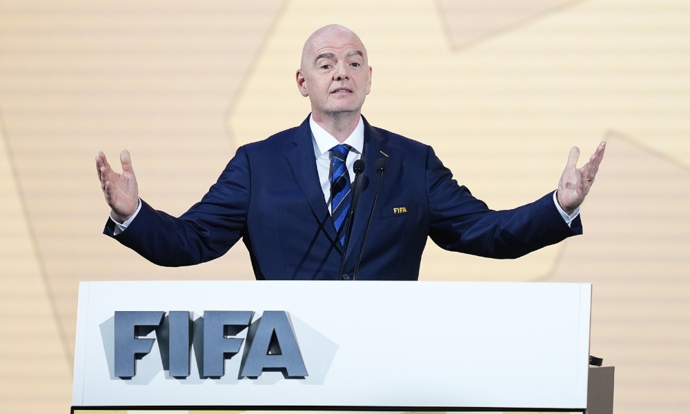 DFS：不能只是旁觀期待濃眉站出來 防守是全隊的責任.